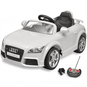 Carro de brinquedo com comando branco modelo Audi TT RS D